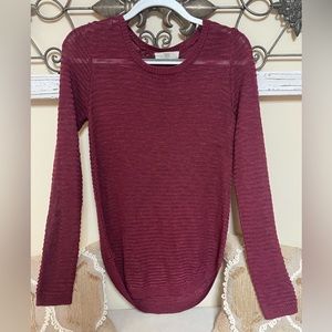 NWOT Pinque Burgundy Sweater, Size XS